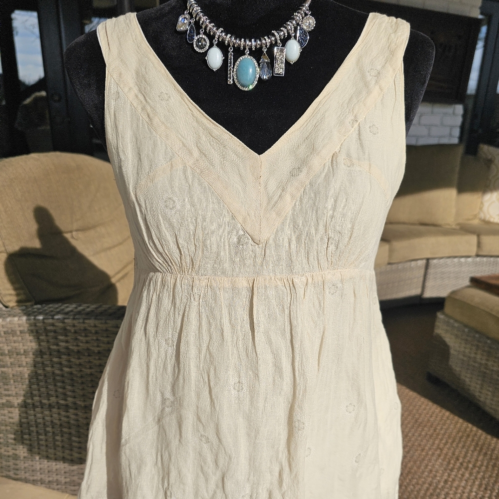 Beautiful ☀️ summer top. Made in Australia with German fabrics.  US Size 2.